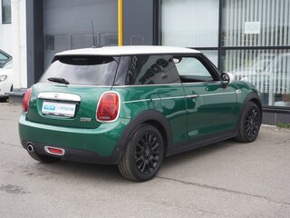 2021 Mini Hatch Cooper III (F55/F56) Рестайлинг, зелёный, 1650000 рублей, вид 5