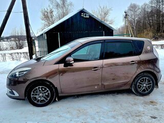 2012 Renault Scenic III Рестайлинг, коричневый, 1270000 рублей, вид 4