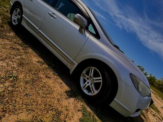 2009 Honda Civic Hybrid VIII, серебристый, 680000 рублей, вид 2