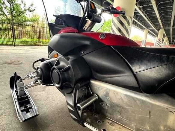 2012 Yamaha Venture, красный, 1100000 рублей - вид 2