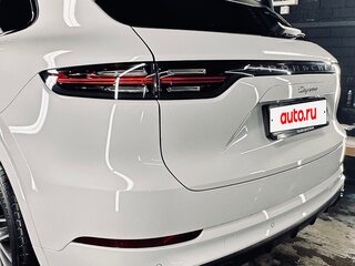 2018 Porsche Cayenne III, белый, 4800000 рублей, вид 5