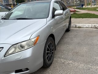2007 Toyota Camry VI (XV40), серебристый, 900000 рублей, вид 1