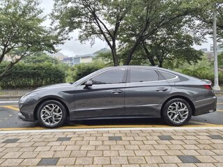 2022 Hyundai Sonata VIII (DN8), серый, 2190000 рублей, вид 3
