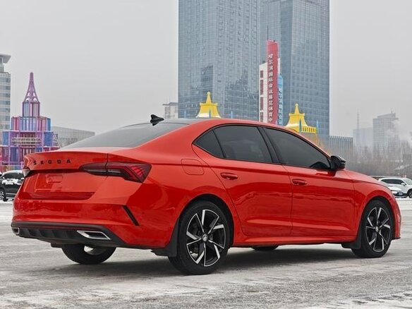 2021 Skoda Octavia IV (A8), пурпурный - вид 5