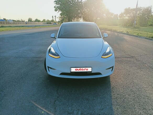 2023 Tesla Model Y Long Range I, белый, 5500000 рублей - вид 2