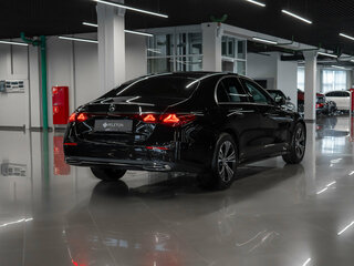 2025 Mercedes-Benz E-Класс 200 VI (W214, S214), чёрный, 7250000 рублей, вид 4