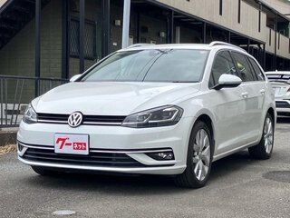 2018 Volkswagen Golf VII Рестайлинг, белый, 1250000 рублей, вид 1