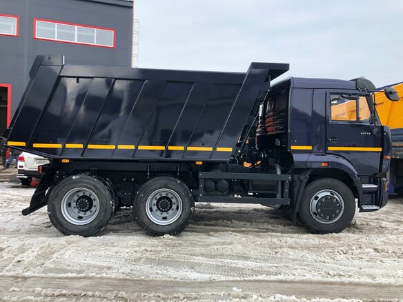 2017 КамАЗ 65115, красный, 4500000 рублей - вид 4