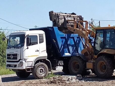 2012 Dongfeng DFL 3251A, белый, 1700000 рублей, вид 5