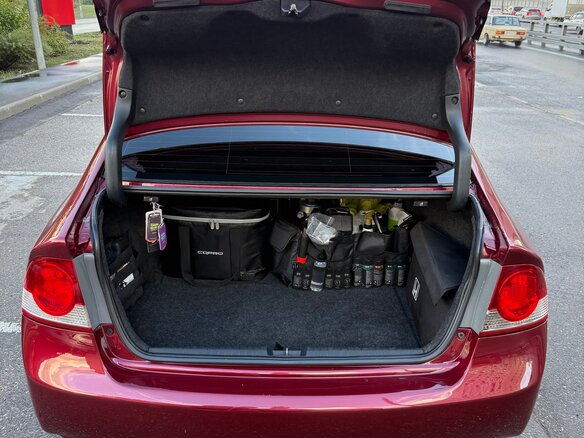 2008 Honda Civic VIII, красный - вид 18