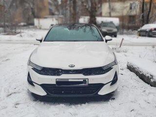 2021 Kia K5 III, белый, 3000000 рублей, вид 2