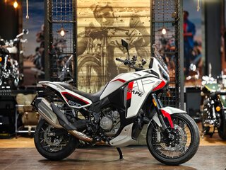 2026 Moto Morini X-CAPE 650, красный, 1499900 рублей, вид 1