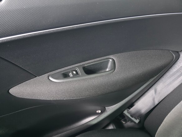 2008 Peugeot 308 I, серый, 490000 рублей - вид 17