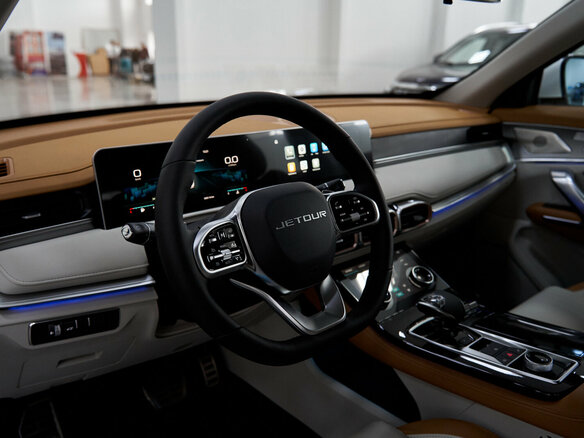 2026 Jetour X70+ I Рестайлинг, белый, 3099000 рублей - вид 12