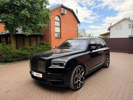 2019 Rolls-Royce Cullinan I (Series I), чёрный, 31000000 рублей, вид 3