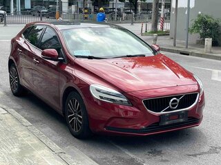 2017 Volvo V40 II Рестайлинг, красный, 1250000 рублей, вид 3