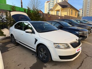2014 Skoda Octavia III (A7), белый, 800000 рублей, вид 3