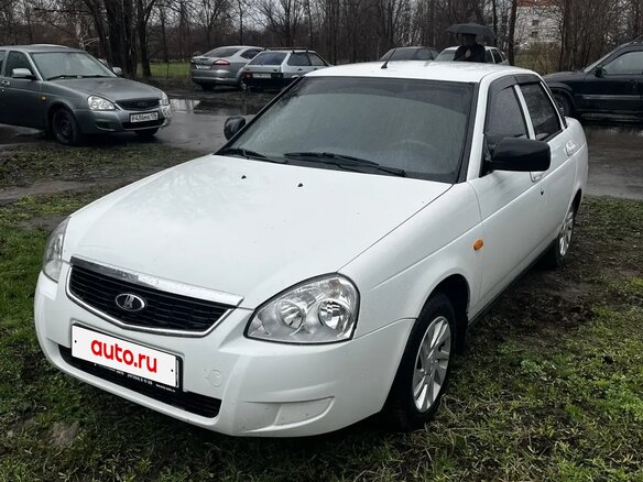 2017 Lada (ВАЗ) Priora I Рестайлинг, белый