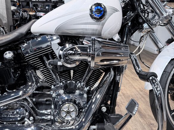 2016 Harley-Davidson Breakout, белый, 1799000 рублей - вид 31