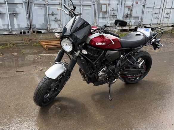 2018 Yamaha XSR700, пурпурный, 619000 рублей