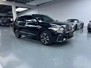 2022 Volkswagen Tiguan II Рестайлинг, серый, 2220013 рублей, вид 3