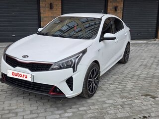 2021 Kia Rio IV Рестайлинг, белый, 1790000 рублей, вид 5