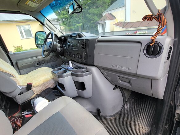2014 Ford E-series, чёрный, 5000000 рублей - вид 8