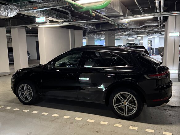 2021 Porsche Macan I Рестайлинг, чёрный, 5379000 рублей - вид 5
