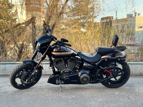 2016 Harley-Davidson Breakout, чёрный, 2290000 рублей, вид 3