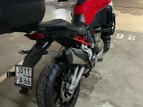 2024 Ducati Multistrada V4, красный, 2500000 рублей - вид 12