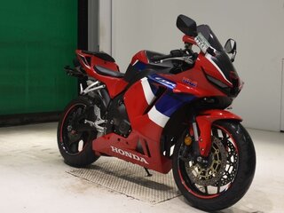 2021 Honda CBR 600RR, красный, 857000 рублей, вид 2