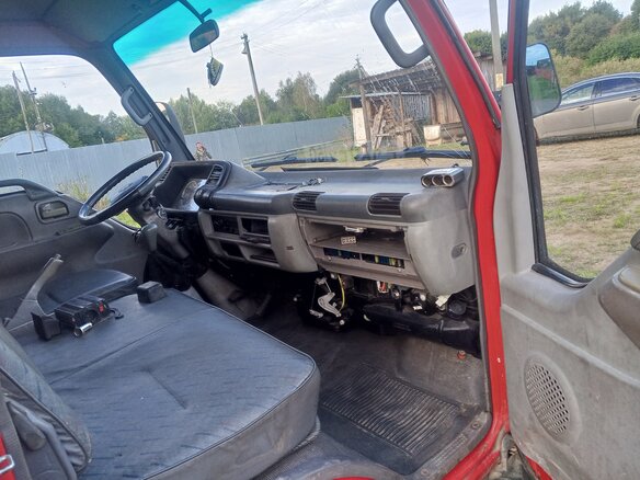 2005 JAC HFC 1040K, красный, 400000 рублей - вид 3