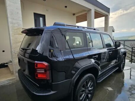 2025 Toyota Land Cruiser Prado (MHEV) 250 Series, чёрный, 10500000 рублей, вид 4