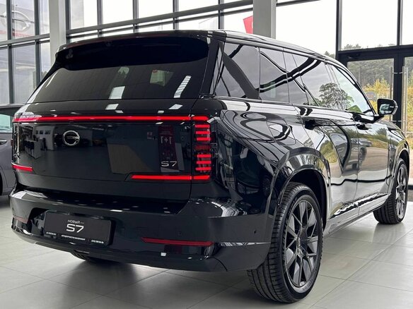 2025 GAC S7, чёрный, 6000000 рублей - вид 5