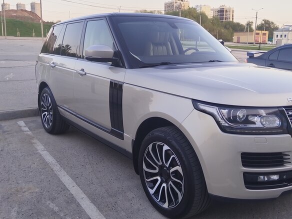 2014 Land Rover Range Rover IV, серый, 3150000 рублей