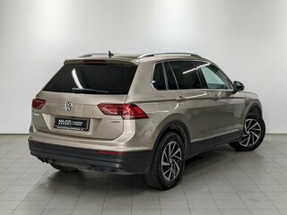 2019 Volkswagen Tiguan II, коричневый, 2390000 рублей, вид 5