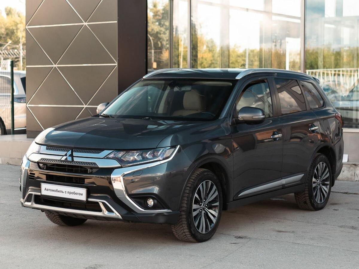 Открыть фотографии: Mitsubishi Outlander III Рестайлинг 3