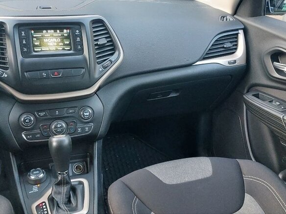 2014 Jeep Cherokee V (KL), чёрный, 1750000 рублей - вид 18