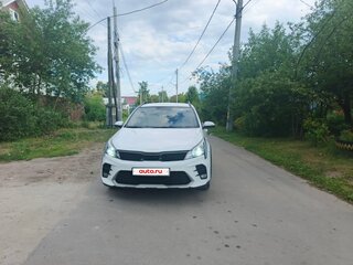 2021 Kia Rio X IV Рестайлинг, белый, 1170000 рублей, вид 1