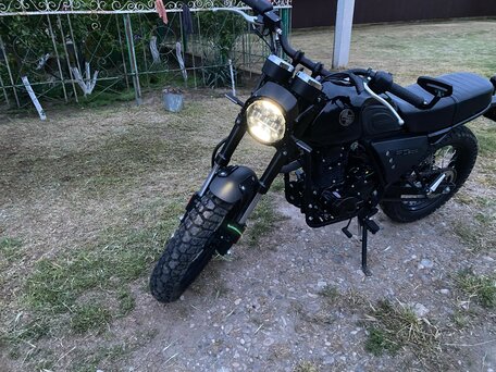 2025 Racer Triumph, чёрный, 160000 рублей, вид 1