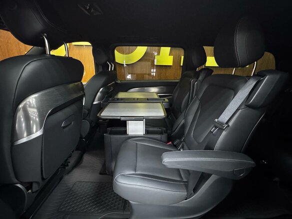 2026 Mercedes-Benz V-Класс Extra Long 300 d экстра длинный III (W447) Рестайлинг 2, чёрный, 13881660 рублей - вид 14