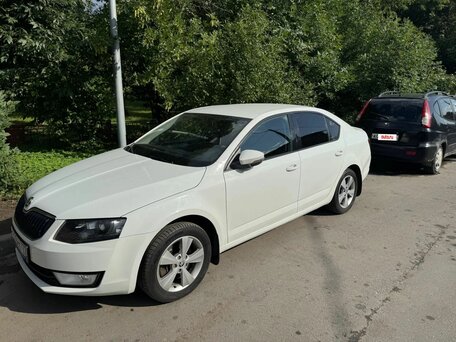 2017 Skoda Octavia III (A7), белый, 1675000 рублей, вид 1