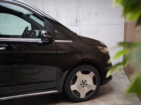 2026 Mercedes-Benz V-Класс Long 300 d длинный III (W447) Рестайлинг 2, чёрный, 11999999 рублей, вид 5