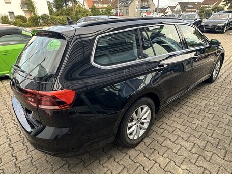 2022 Volkswagen Passat B8 Рестайлинг, чёрный, 2350000 рублей, вид 3