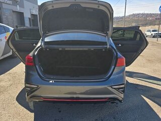 2021 Kia Cerato IV, серый, 1800000 рублей, вид 3