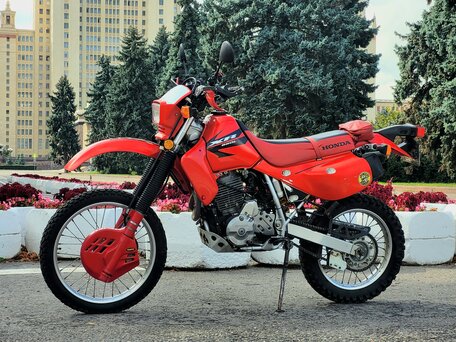 2005 Honda XR 650L, красный, 385000 рублей, вид 1