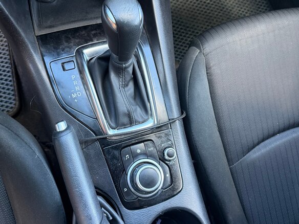 2015 Mazda 3 III (BM), синий, 1000000 рублей - вид 19