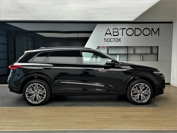2026 Audi Q5 L III (GU), чёрный, 6550000 рублей - вид 6
