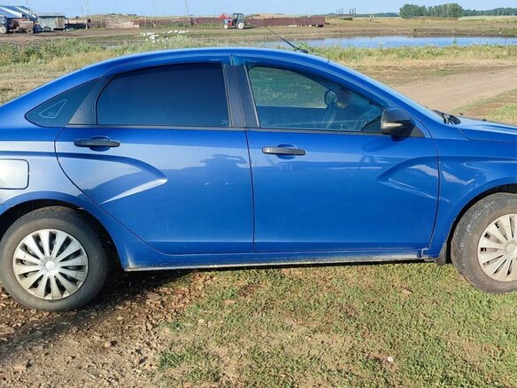 2017 Lada (ВАЗ) Vesta I, синий, 580000 рублей