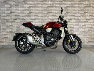 2018 Honda CB 1000R, красный, 878000 рублей, вид 1
